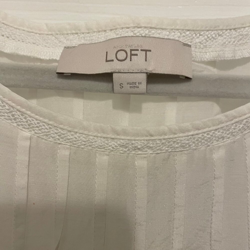 Loft White Ruffle Sleeveless Blouse (5 clothing items for $15) - Picture 5 of 5